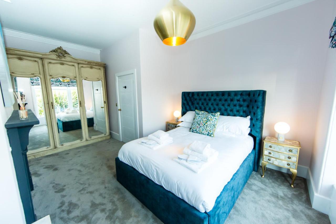 Rounton Villa By Maison Parfaite - Hot Tub - Sea Views - Parking Robin Hood's Bay Exteriör bild