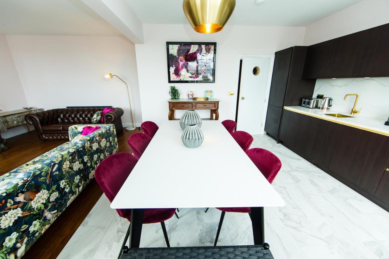 Rounton Villa By Maison Parfaite - Hot Tub - Sea Views - Parking Robin Hood's Bay Exteriör bild