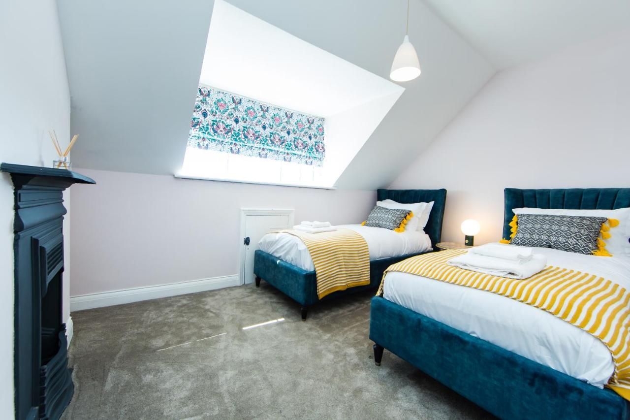 Rounton Villa By Maison Parfaite - Hot Tub - Sea Views - Parking Robin Hood's Bay Exteriör bild